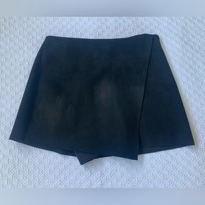 Black Zara Skort (M)